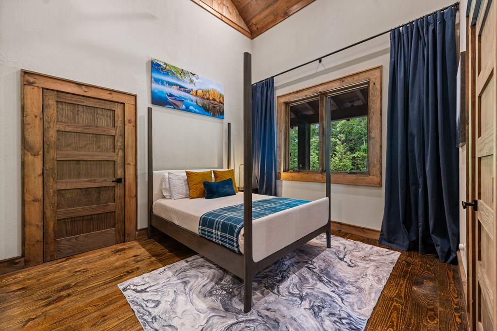 434534 Morganton Active