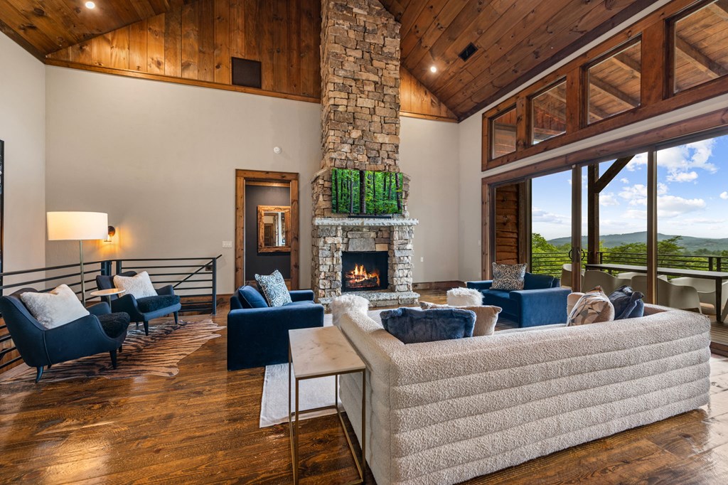 434534 Morganton Active