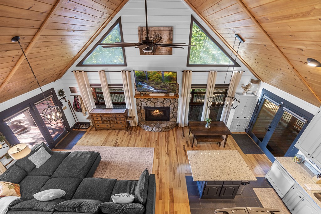 434537 Blue Ridge Active