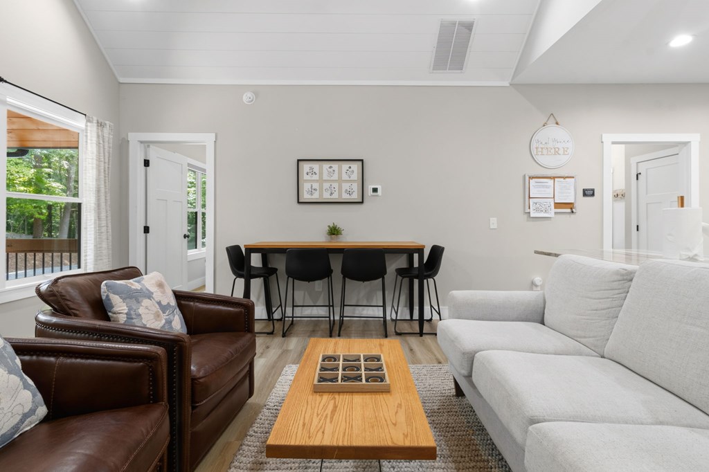 434539 Ellijay Active