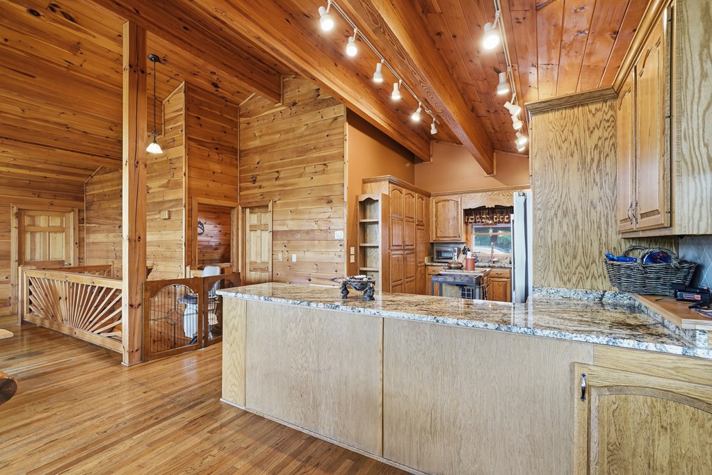 434551 Ellijay Active