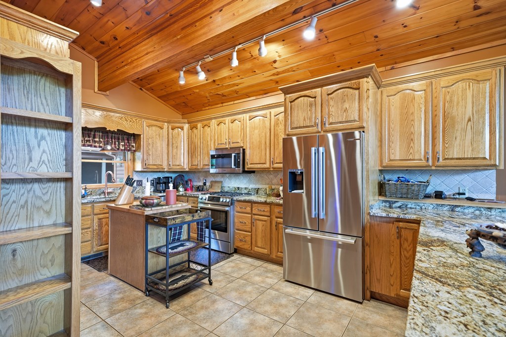 434551 Ellijay Active