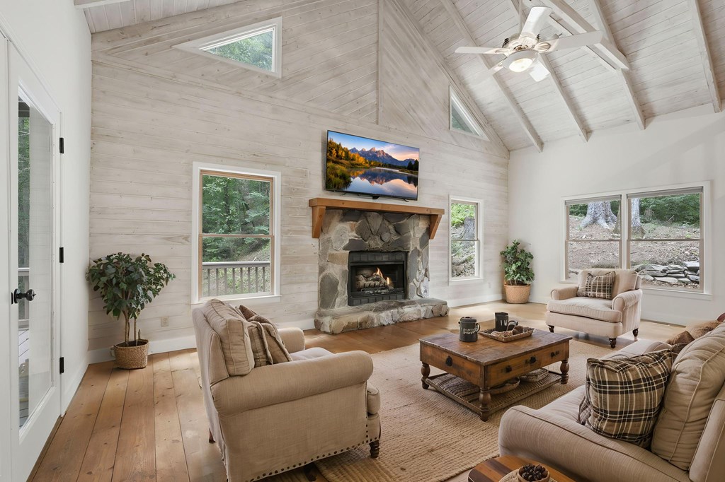 434553 Blue Ridge Pending