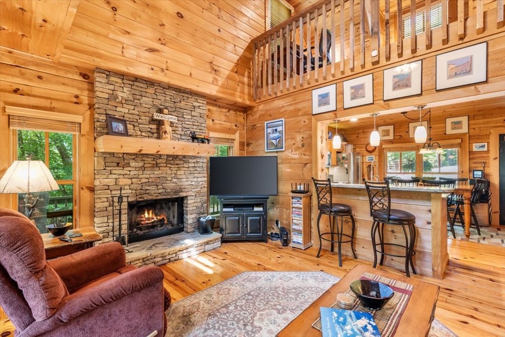 434559 Hayesville Active