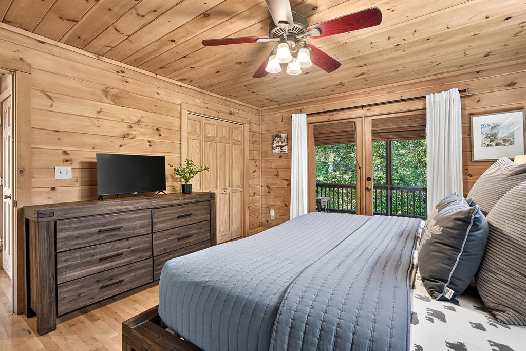434572 Blue Ridge Active
