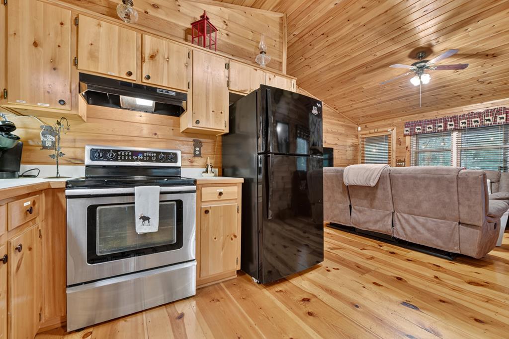 434577 Blue Ridge Active