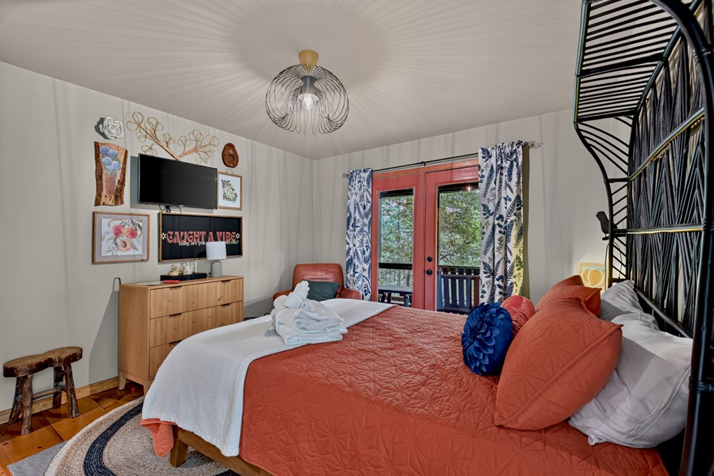 434605 Ellijay Active