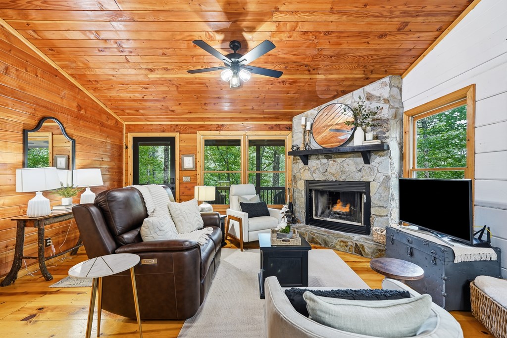 434609 Blue Ridge Pending