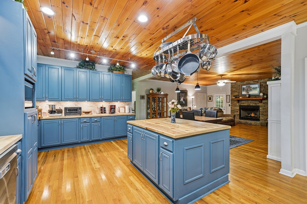434640 Ellijay Active
