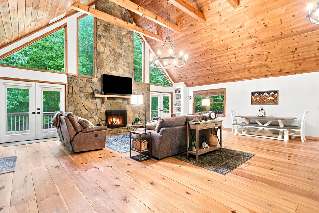 434647 Ellijay Active