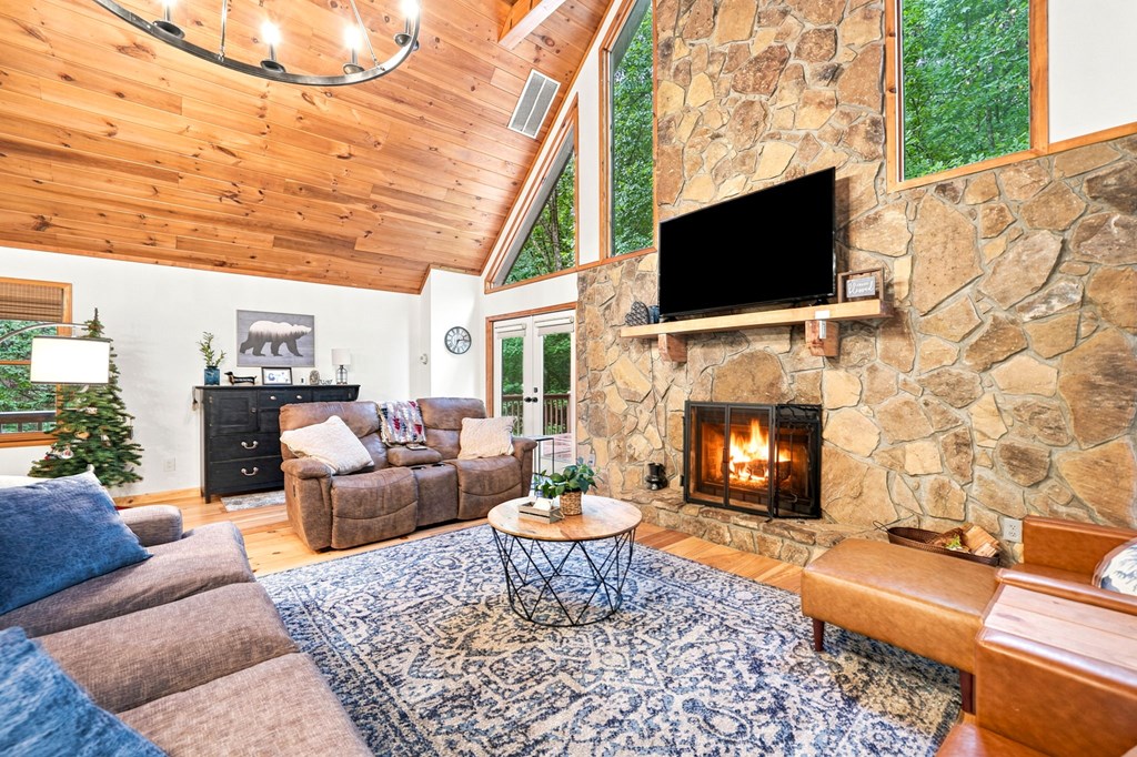 434647 Ellijay Active