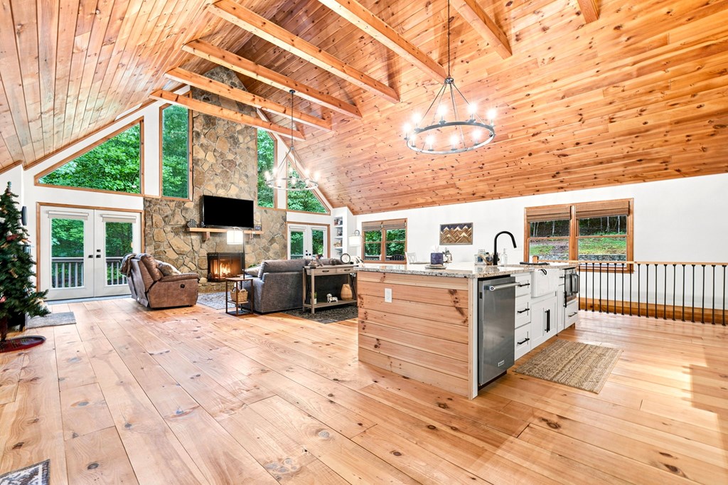 434647 Ellijay Active
