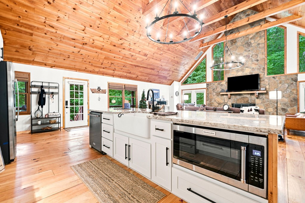 434647 Ellijay Active