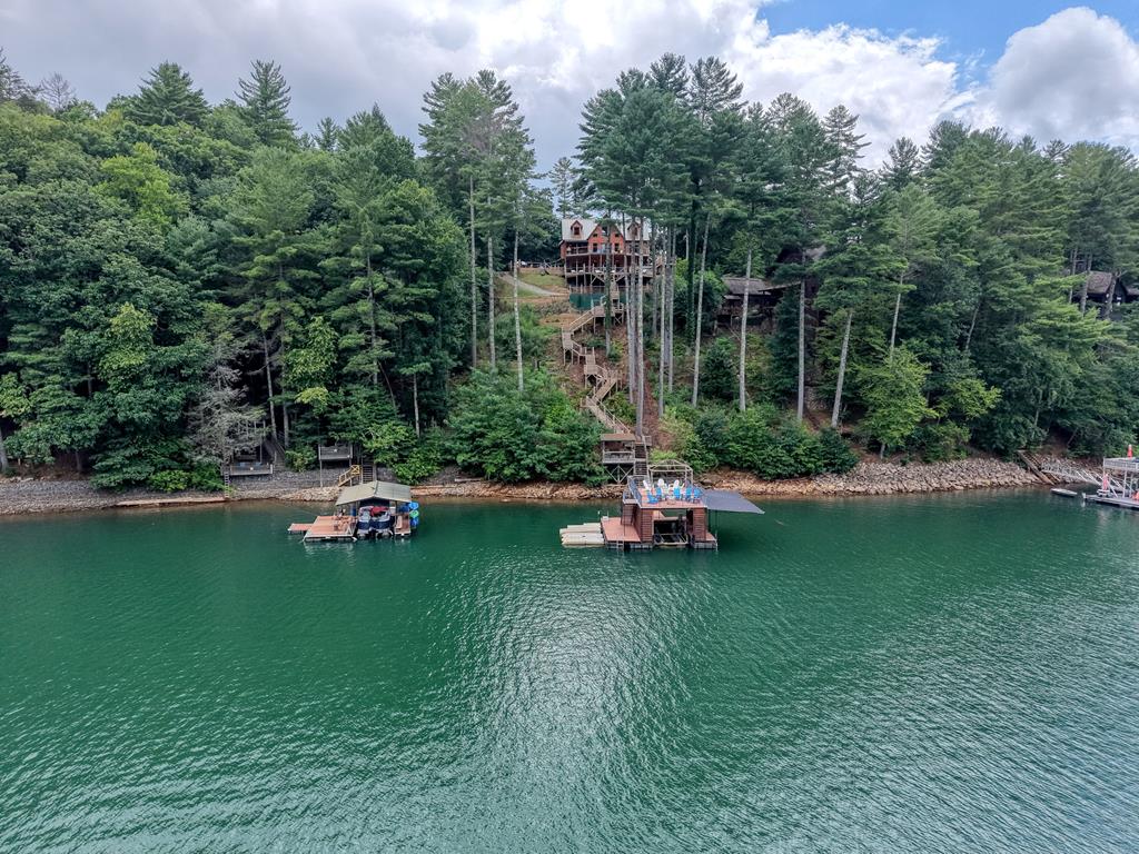 434648 Blue Ridge Active