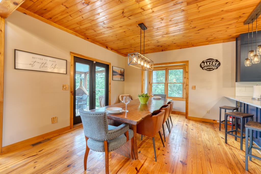 434648 Blue Ridge Active