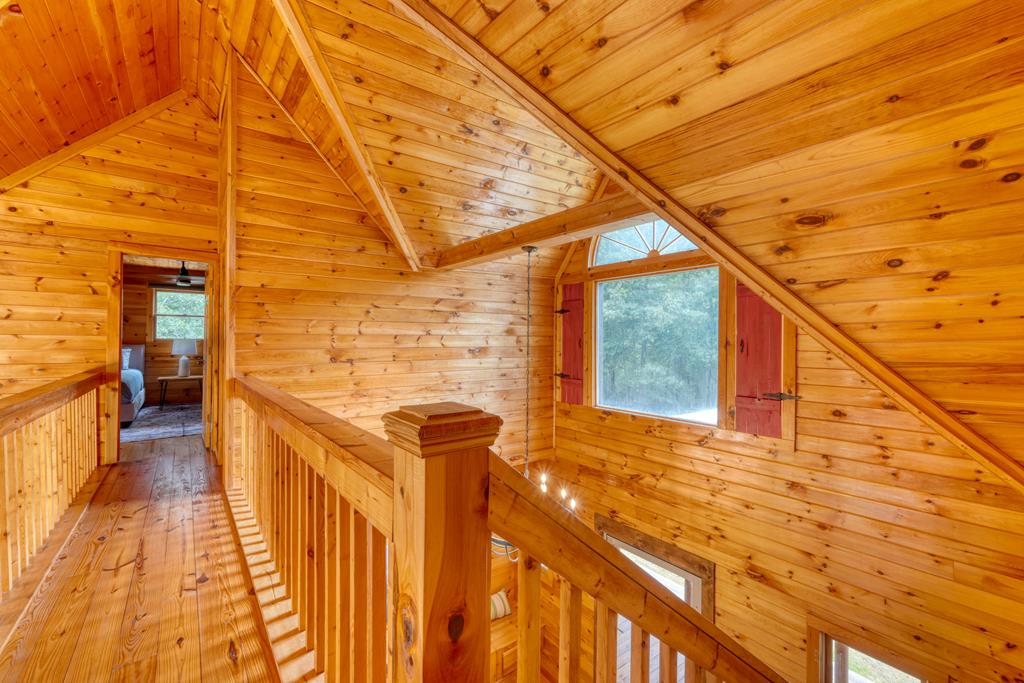 434648 Blue Ridge Active