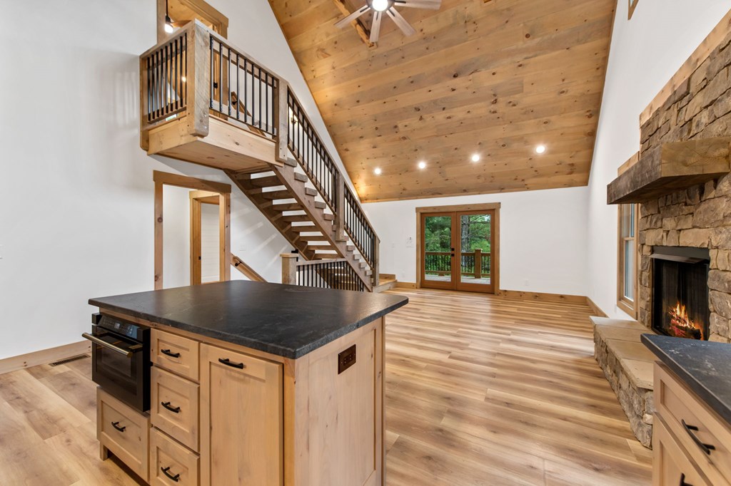 434650 Mineral Bluff Active