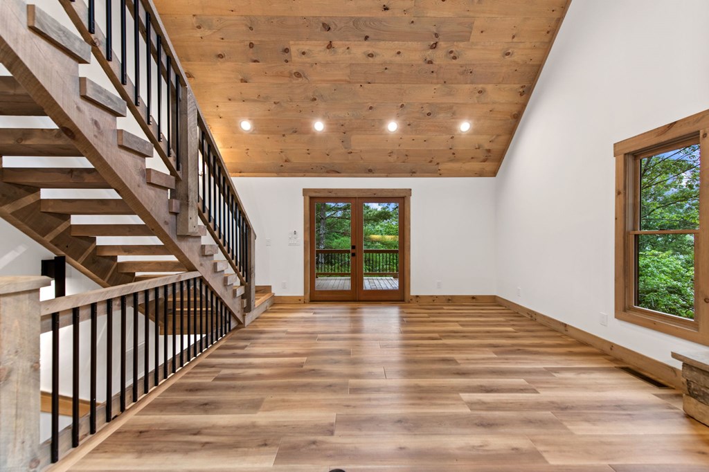 434650 Mineral Bluff Active