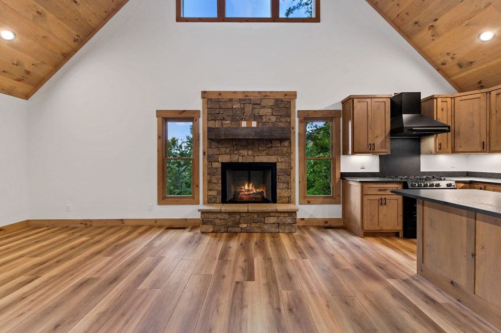 434650 Mineral Bluff Active