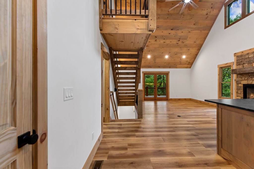 434650 Mineral Bluff Active