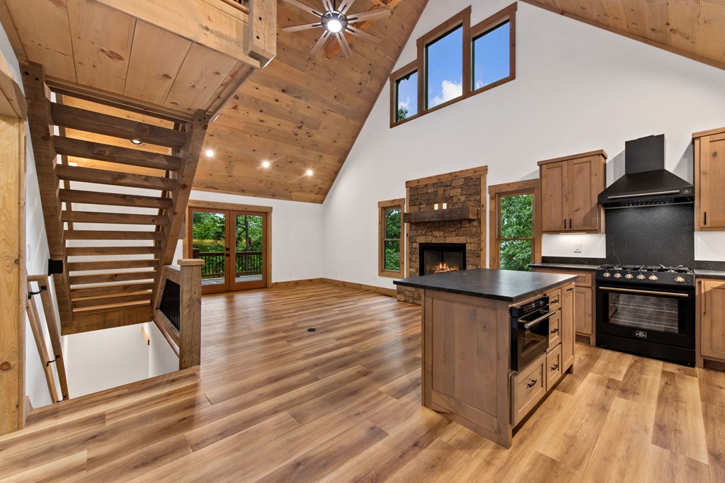 434650 Mineral Bluff Active
