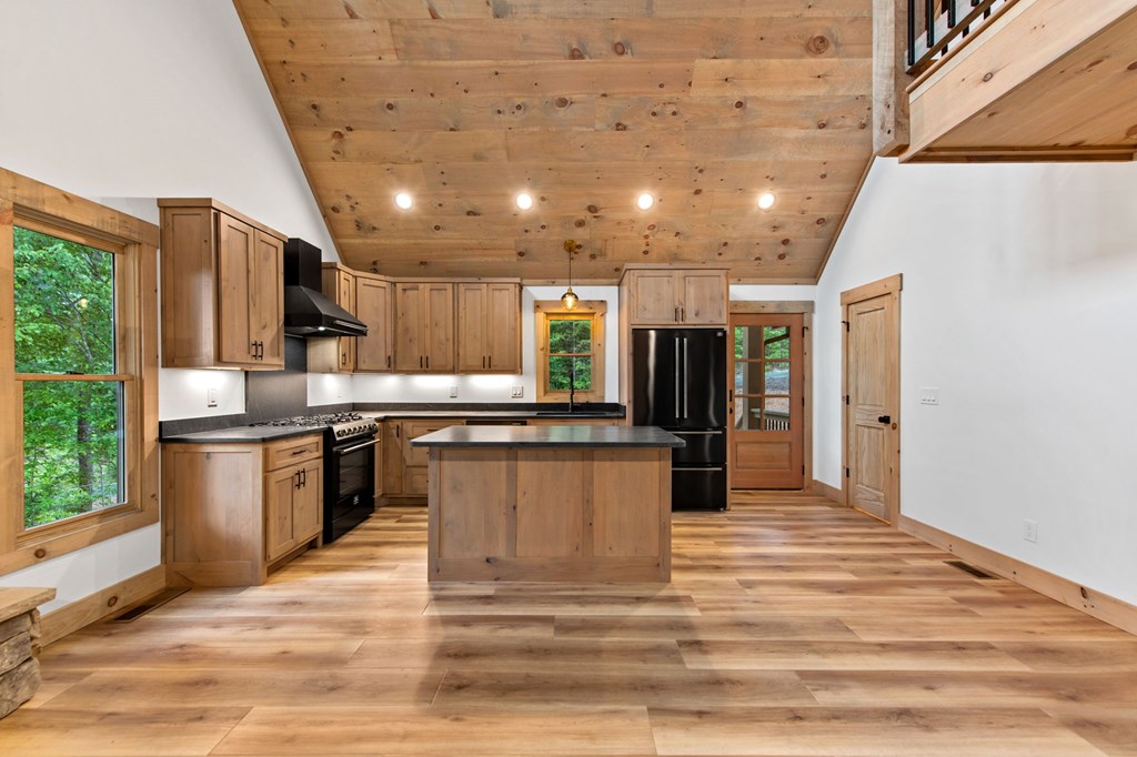 434650 Mineral Bluff Active