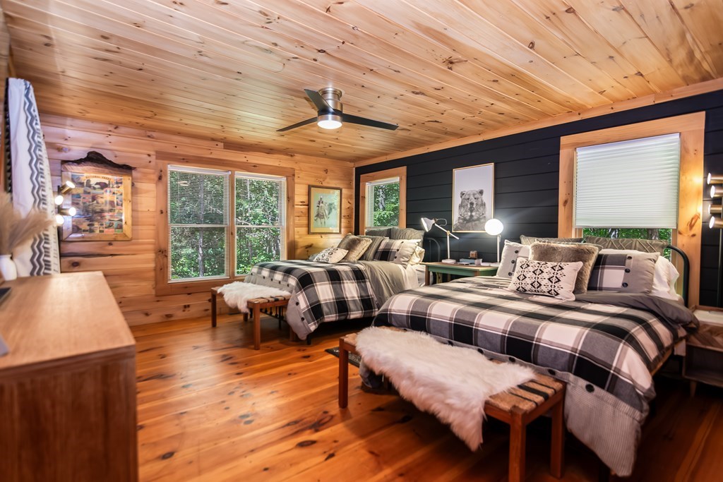 434652 Mineral Bluff Active
