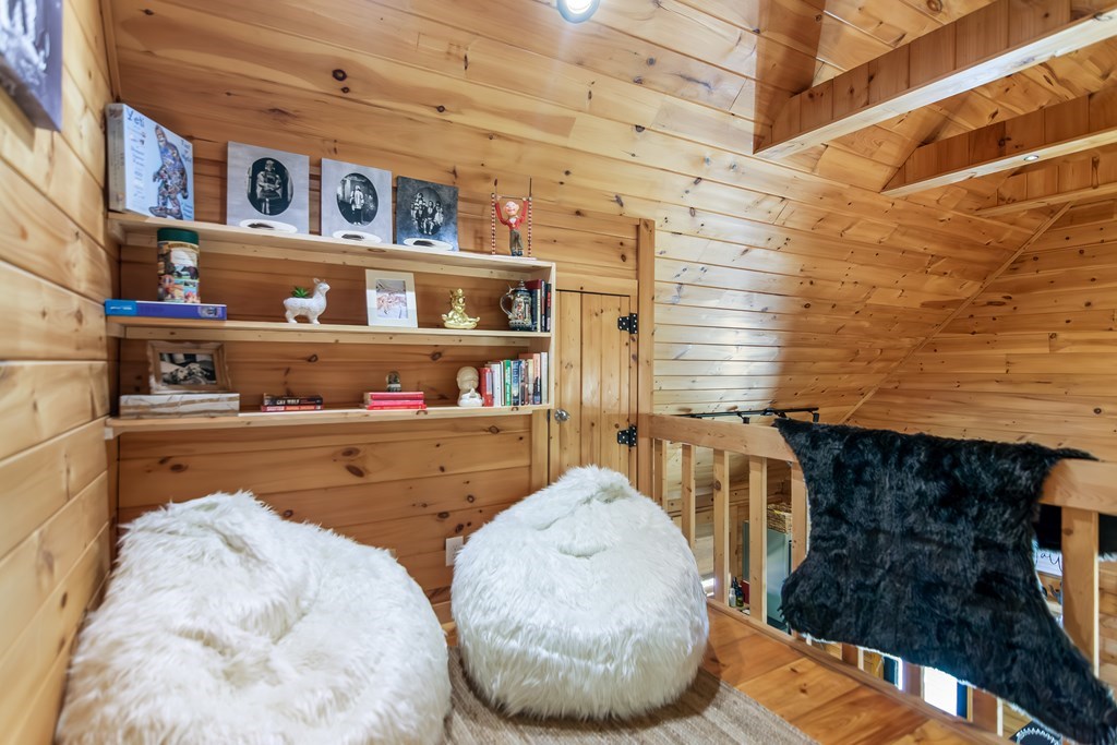 434652 Mineral Bluff Active