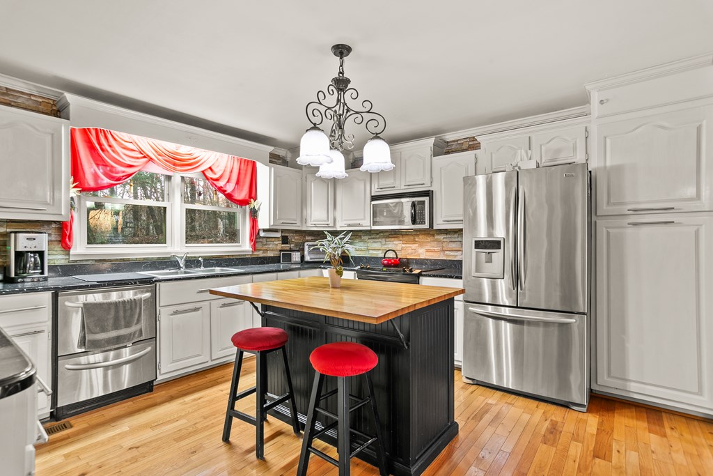434656 Ellijay Active