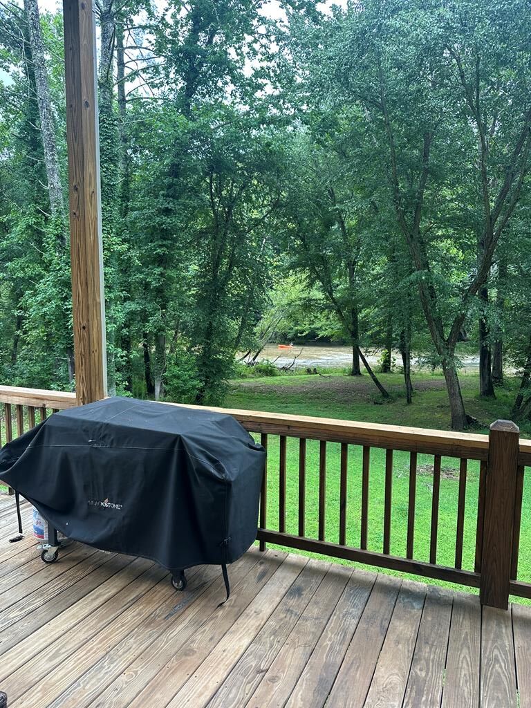 434657 Hayesville Active