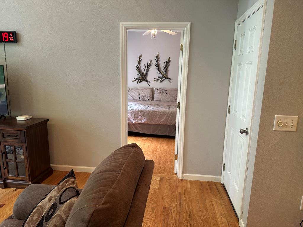 434657 Hayesville Active