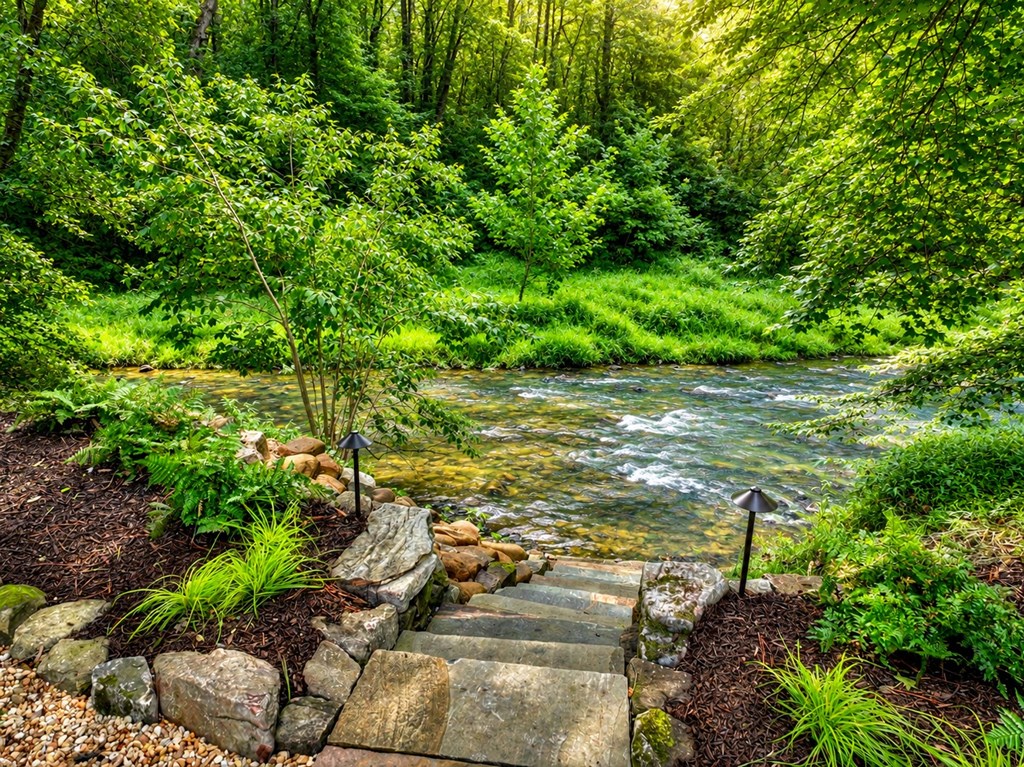 434674 Ellijay Active