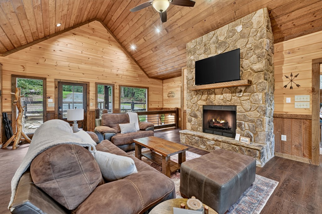 434683 Morganton Active