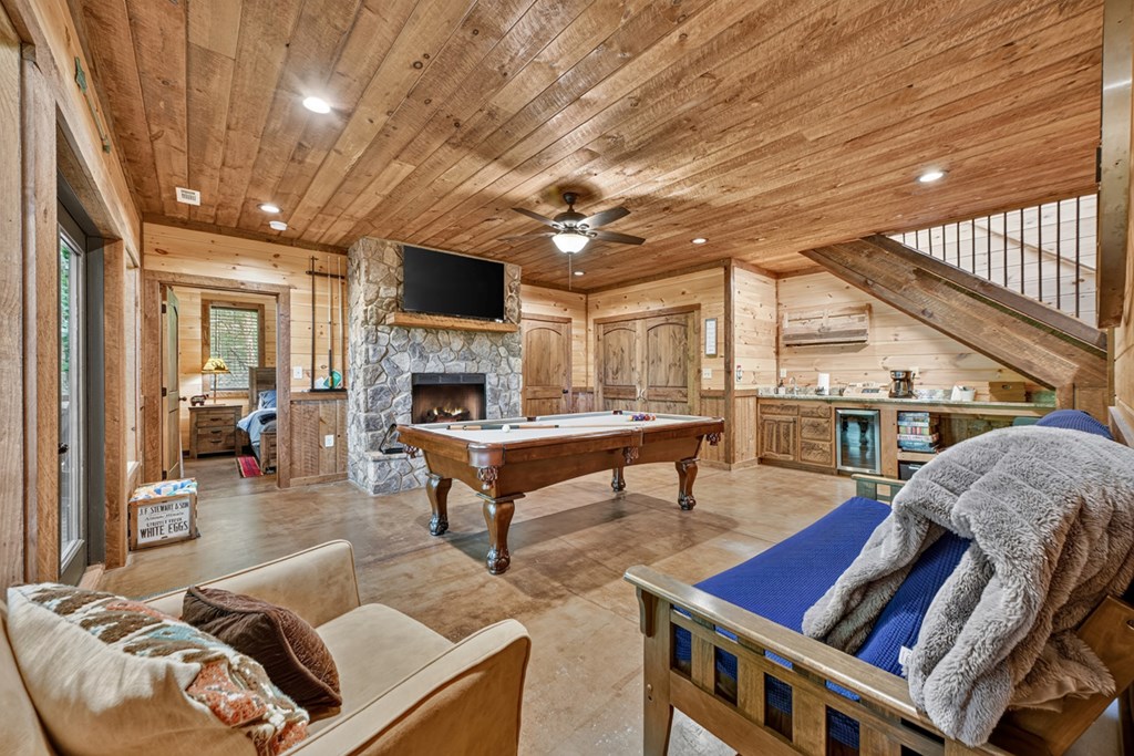 434683 Morganton Active