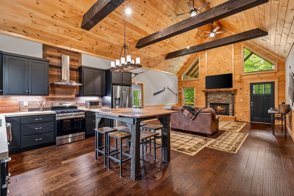 434685 Ellijay Active