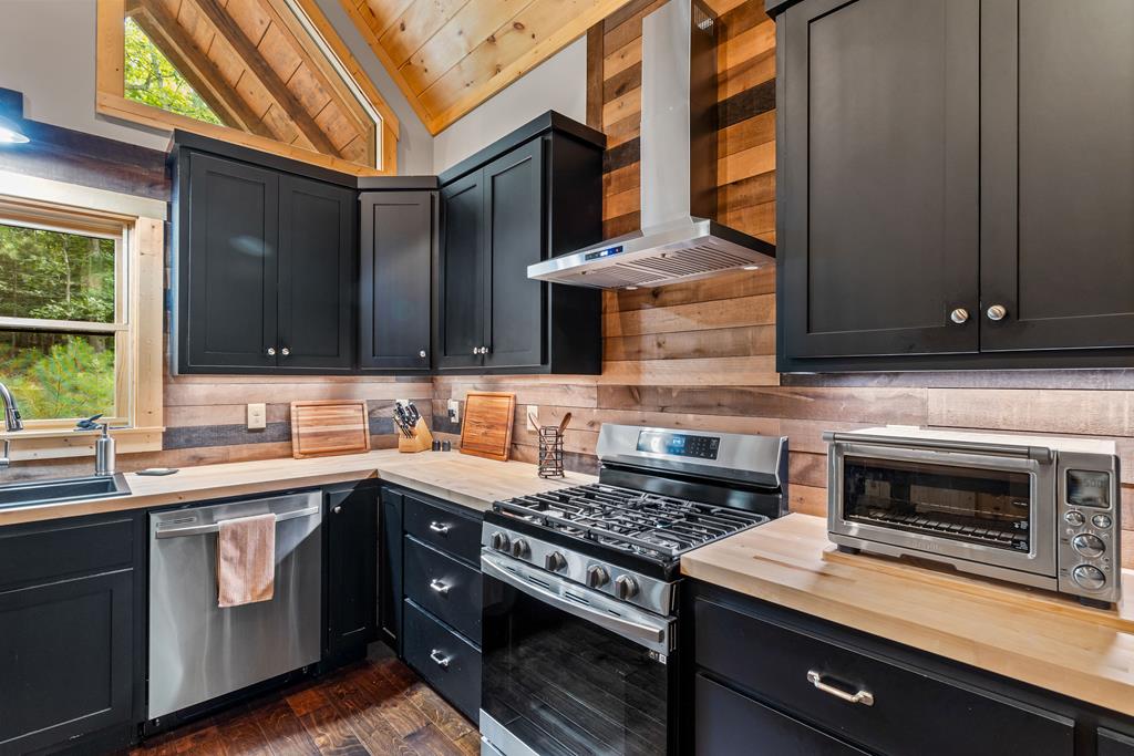 434685 Ellijay Active