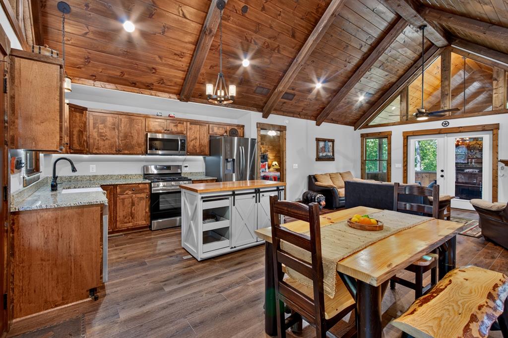 434691 Mineral Bluff Active