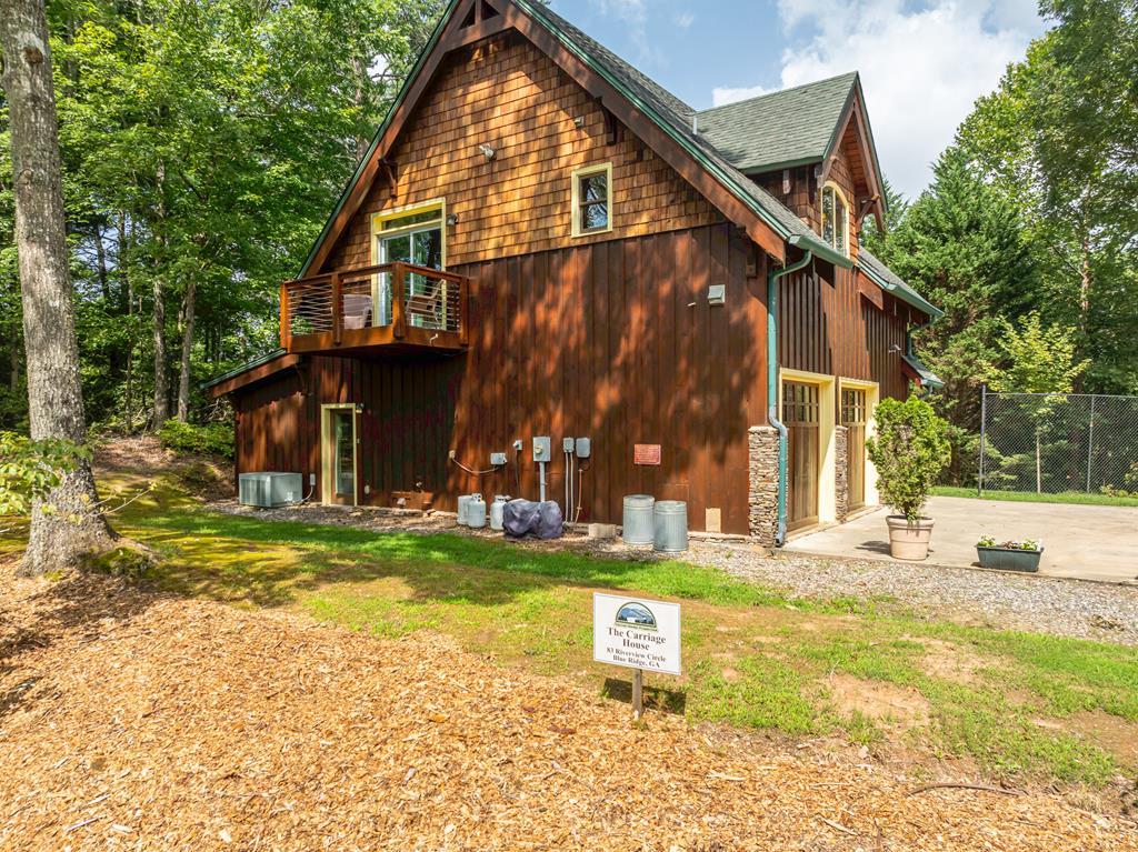 434695 Blue Ridge Active