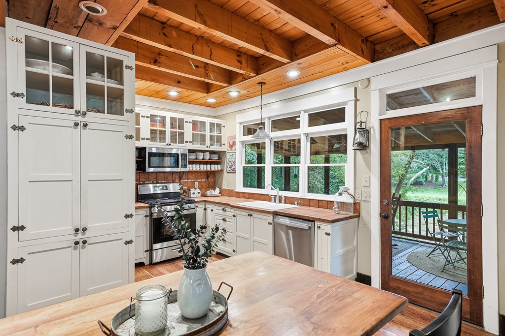 434715 Ellijay Active