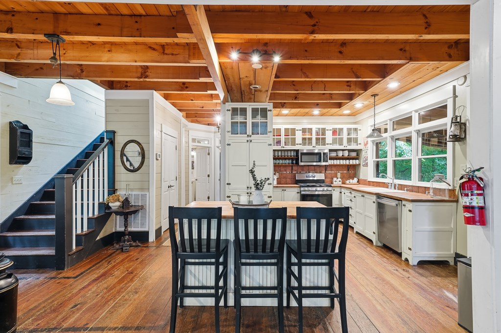 434715 Ellijay Active