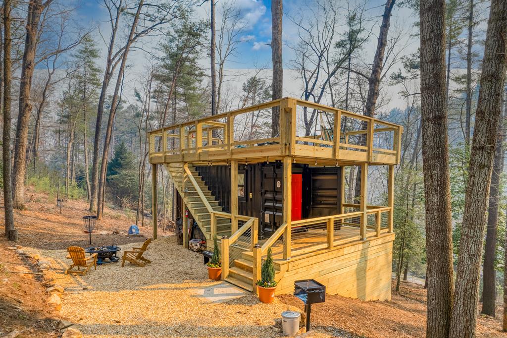 434717 Blue Ridge Active