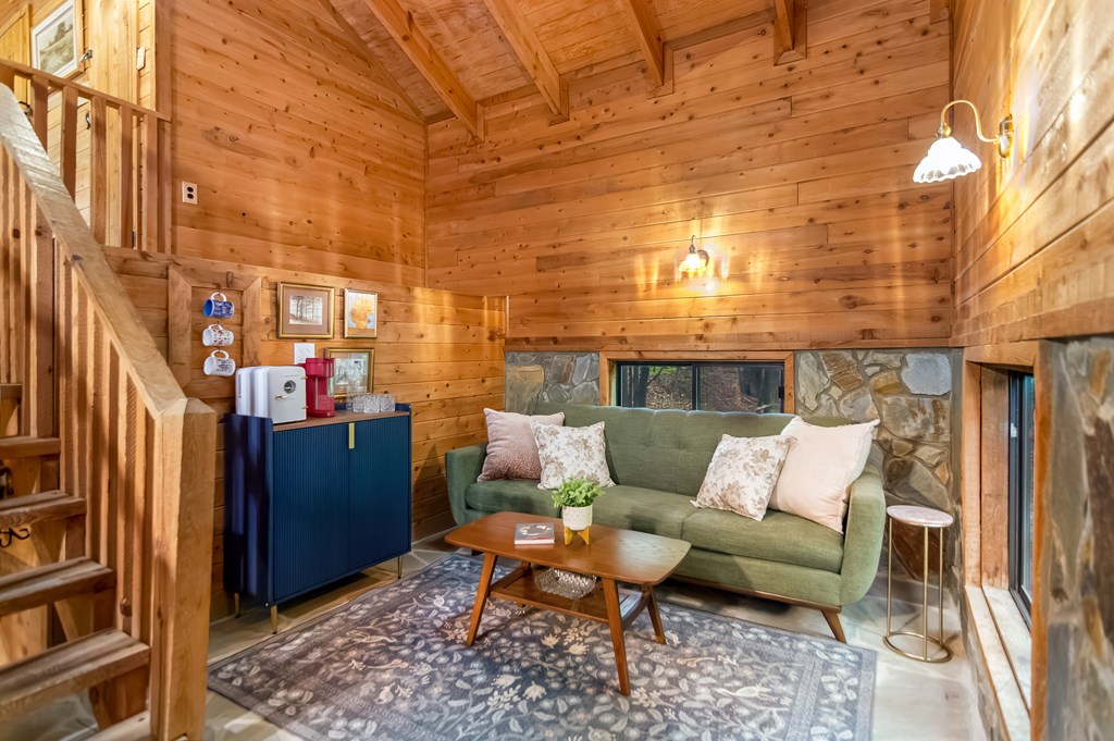 434721 Blue Ridge Active