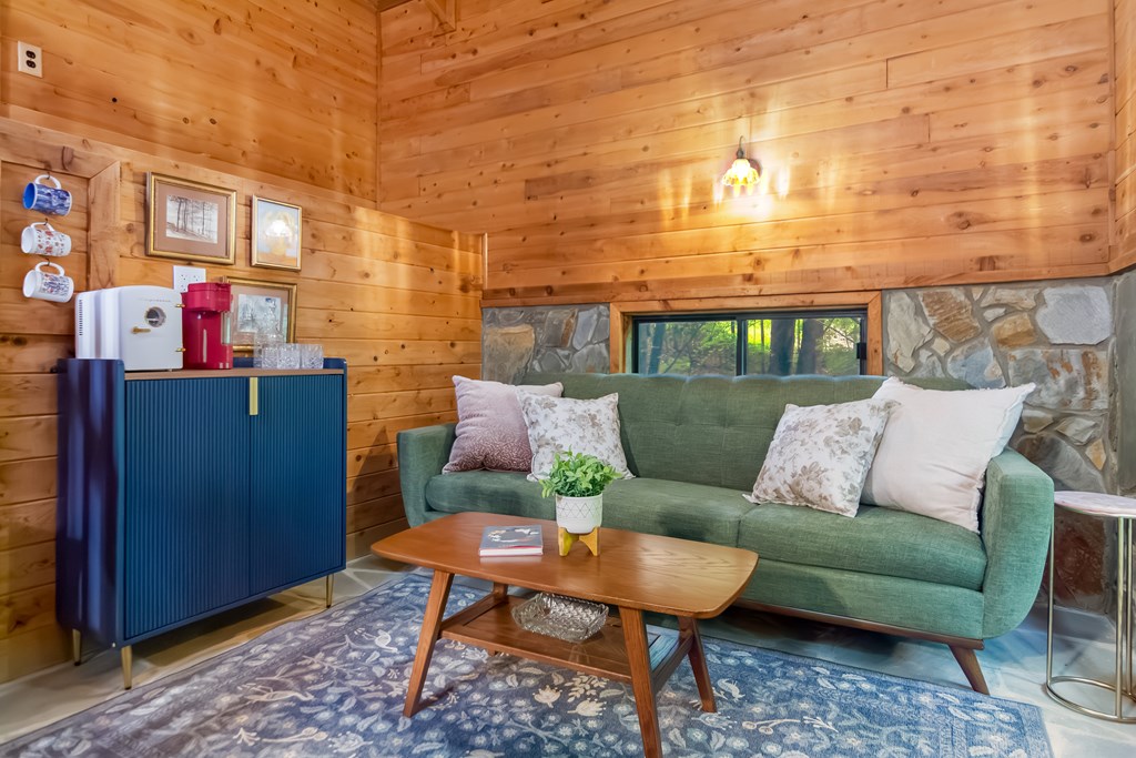 434721 Blue Ridge Active