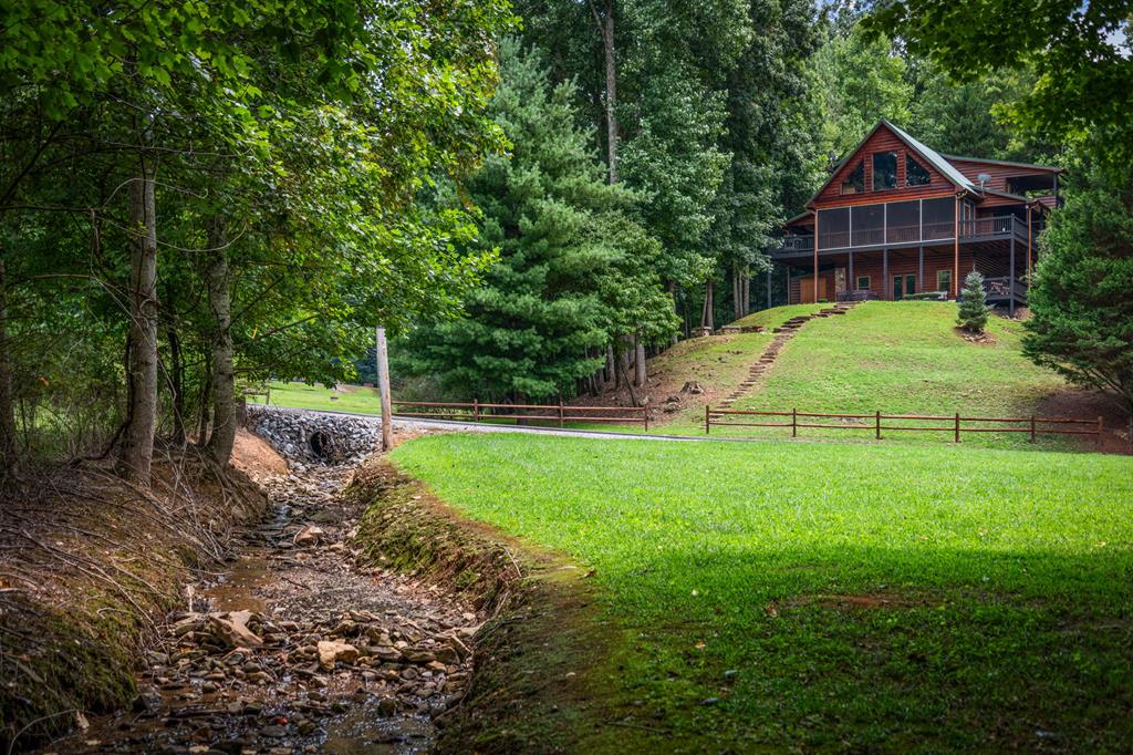 434733 Blue Ridge Active