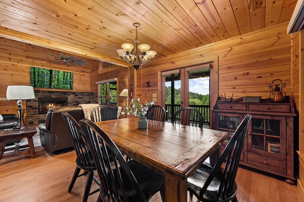 434733 Blue Ridge Active