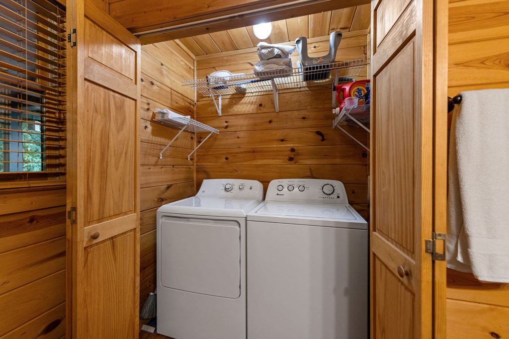 434733 Blue Ridge Active