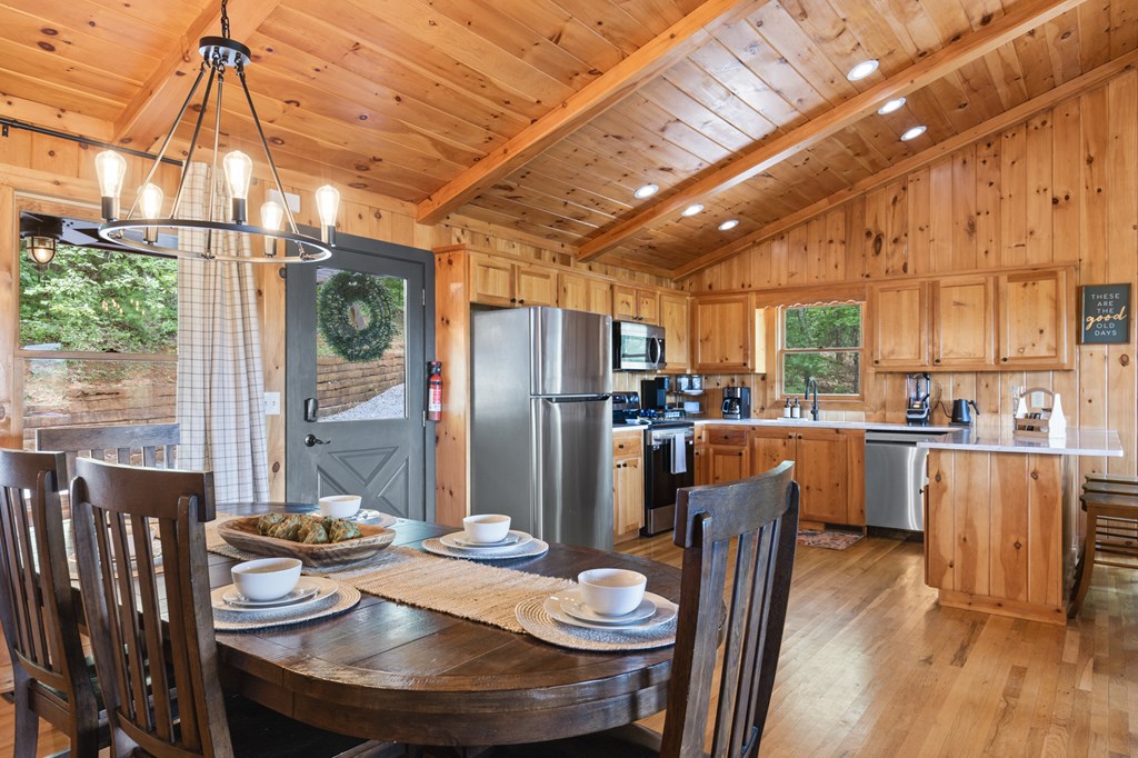 434746 Blue Ridge Pending