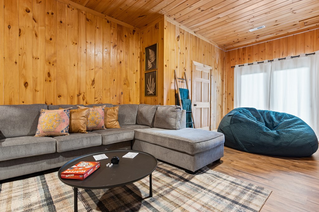 434746 Blue Ridge Pending
