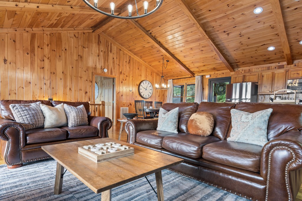 434746 Blue Ridge Pending