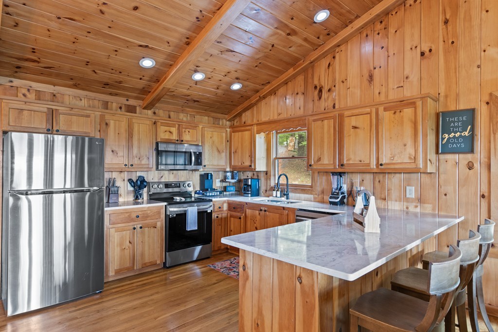 434746 Blue Ridge Pending